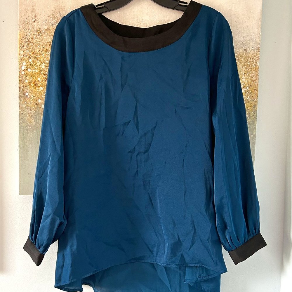 Kenneth Cole Reaction Blouse (NWOT)